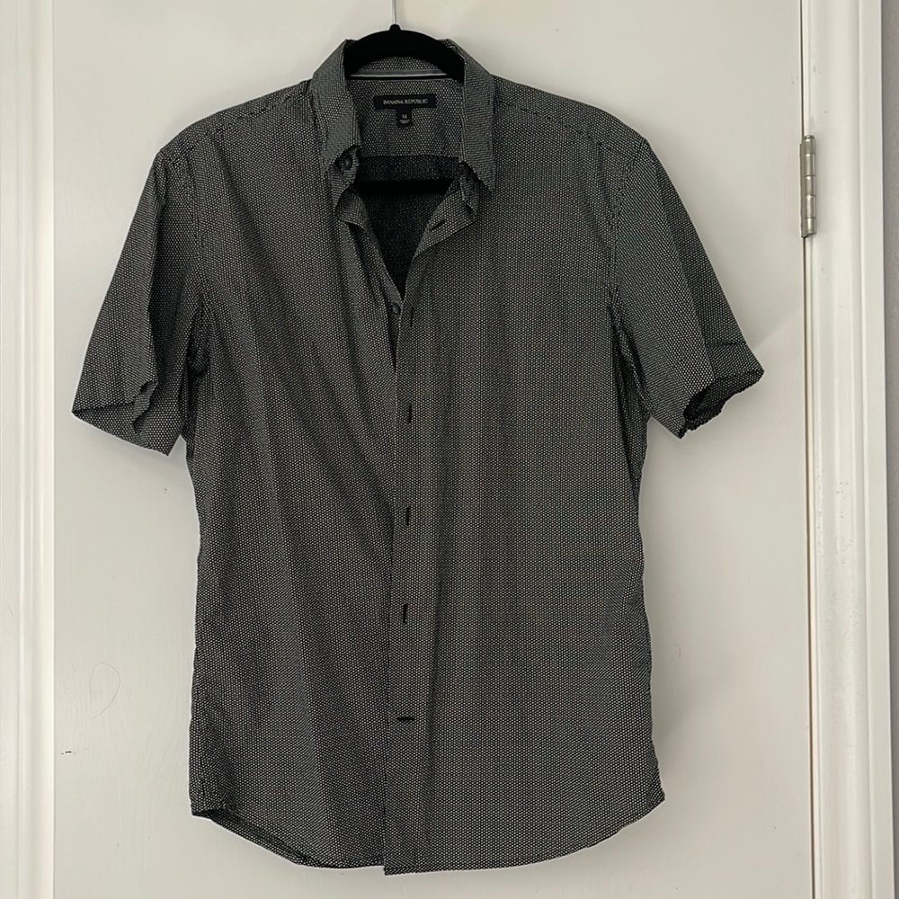 Banana republic black and white dotted button down